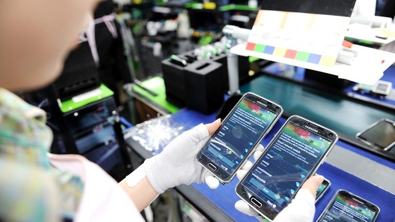 Indian Smartphone Makers To Tap Global Orders : Report
