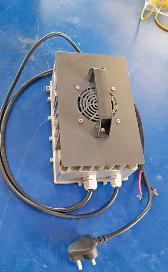1200W IP67 Off-Board Charger